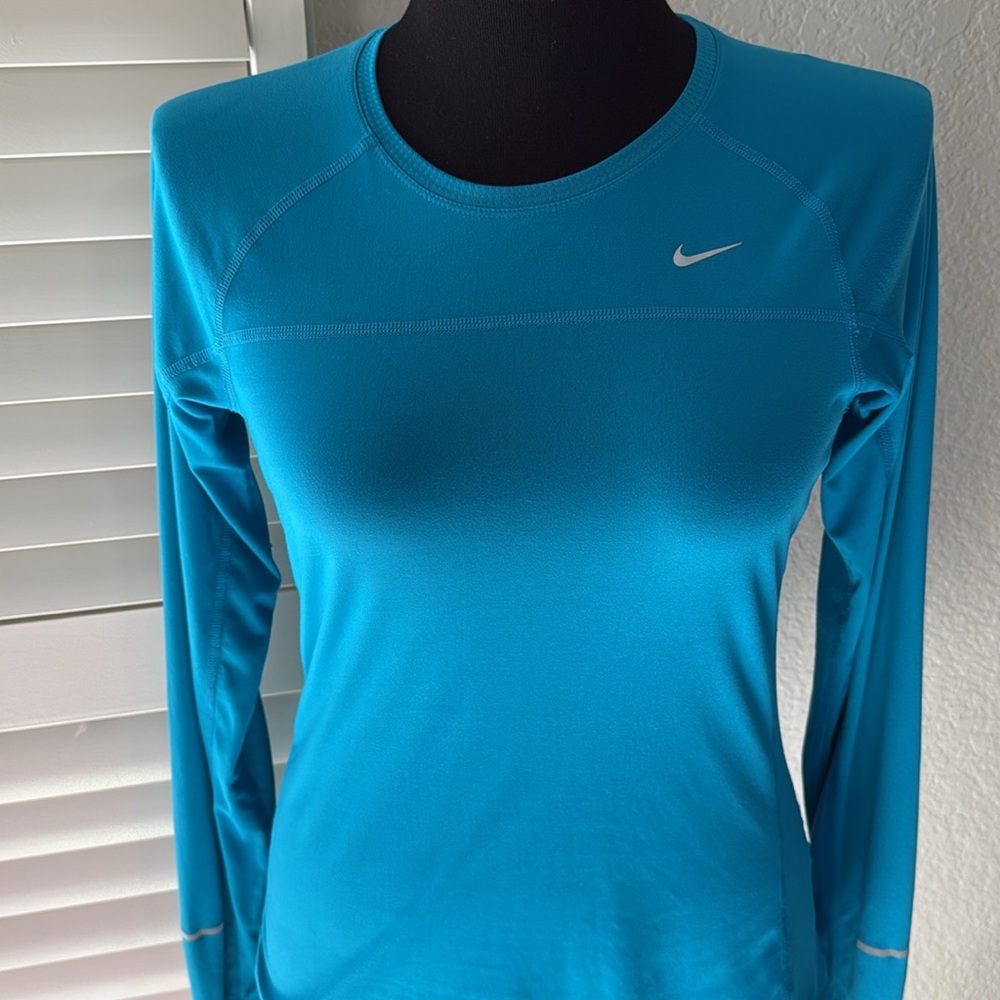 Nike Womens Running Top Long Sleeve Size Medium in Blue - Picture 2 of 8